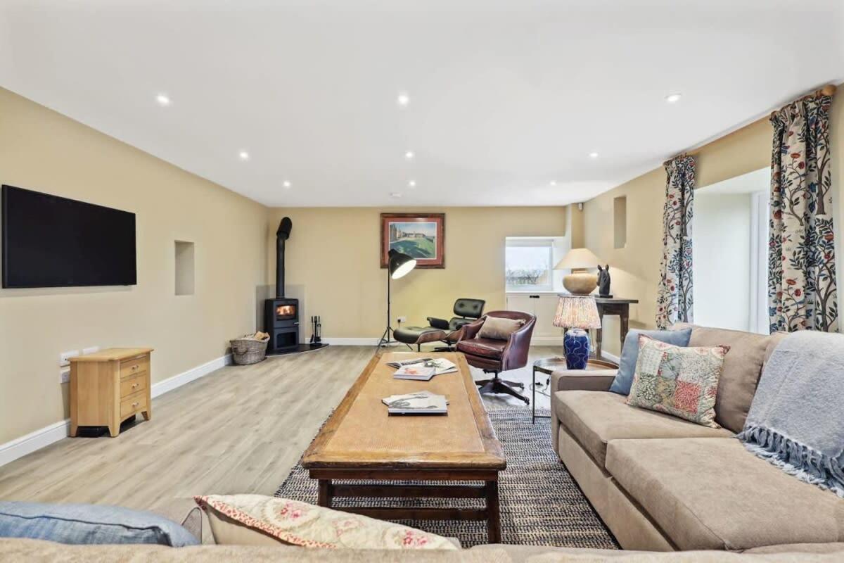 Villa Sophie'S Barn - Hot Tub Packages Available à Market Harborough Extérieur photo
